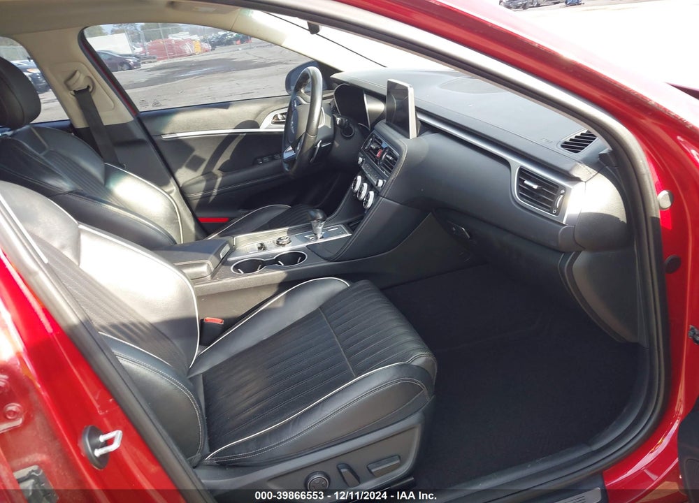 2019 GENESIS G70 VIN: KMTG74LE1KU014558