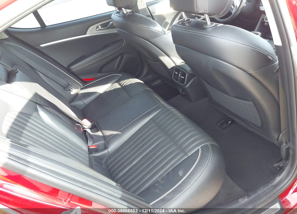 2019 GENESIS G70 VIN: KMTG74LE1KU014558