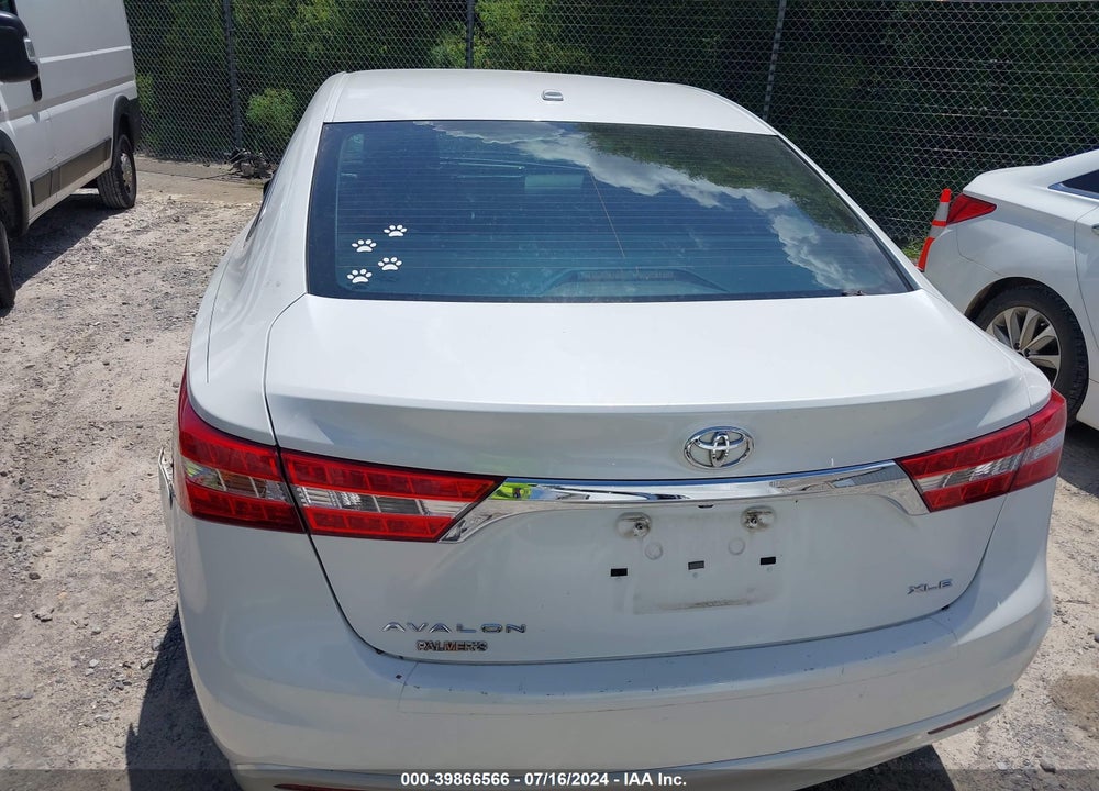 2014 TOYOTA AVALON XLE TOURING VIN: 4T1BK1EB2EU122132