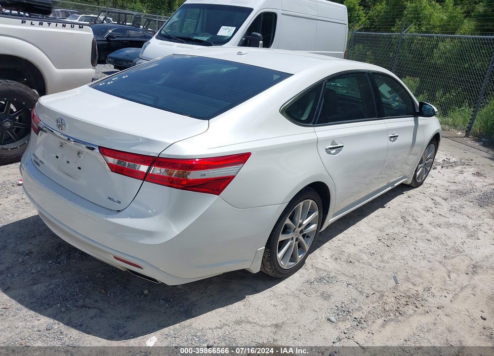 2014 TOYOTA AVALON XLE TOURING VIN: 4T1BK1EB2EU122132