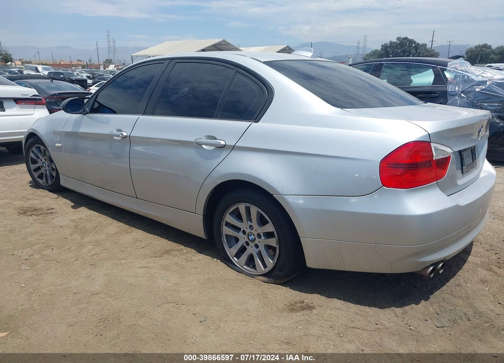 2006 BMW 325I VIN: WBAVB13526PT07132