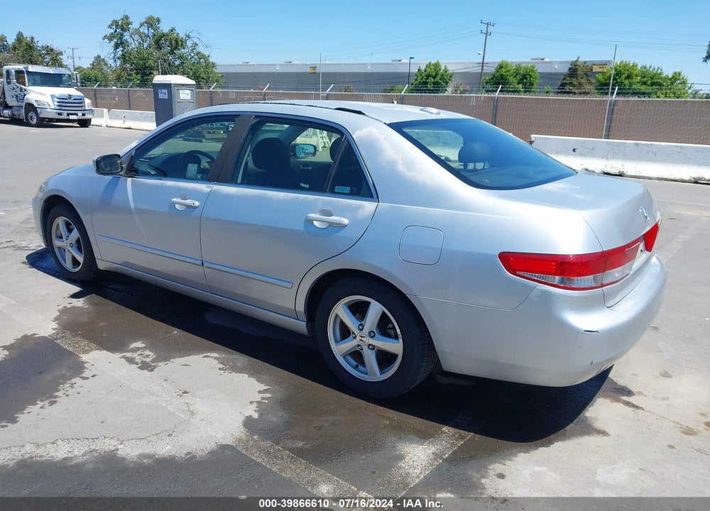 2004 HONDA ACCORD 2.4 EX VIN: JHMCM56814C009921