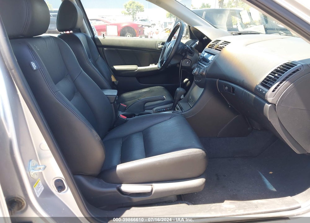 2004 HONDA ACCORD 2.4 EX VIN: JHMCM56814C009921