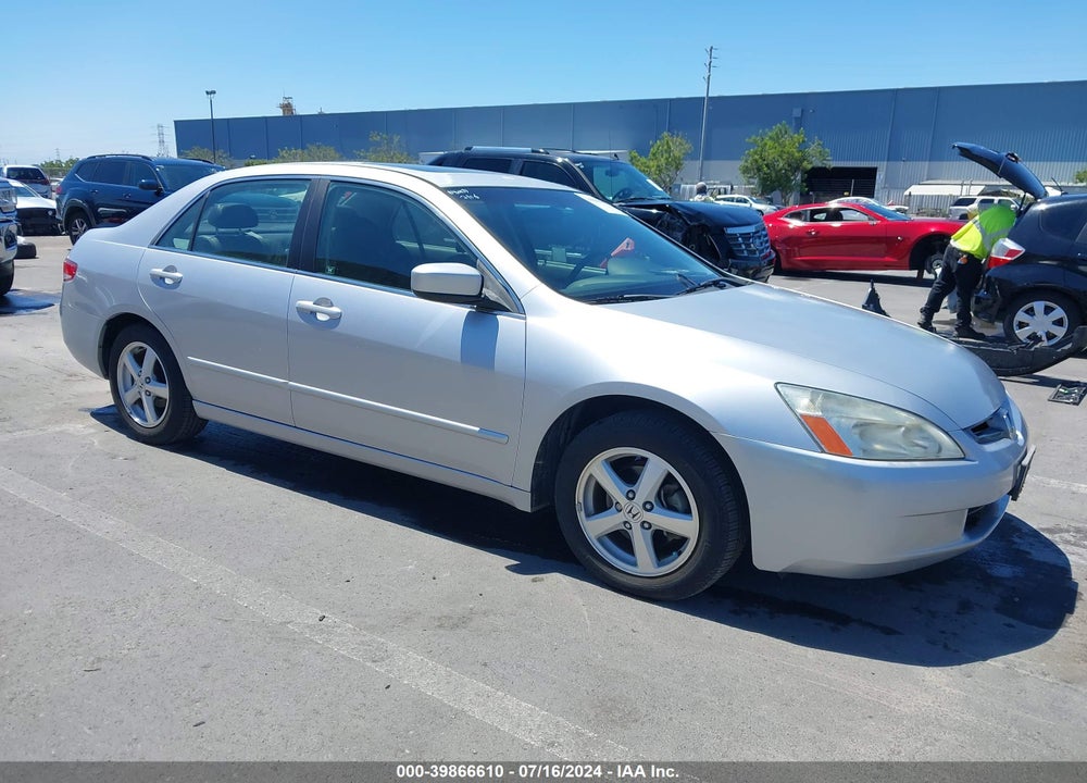 2004 HONDA ACCORD 2.4 EX VIN: JHMCM56814C009921