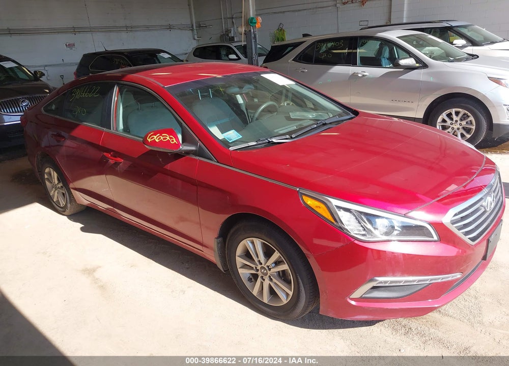 2015 HYUNDAI SONATA SE VIN: 5NPE24AF4FH172828