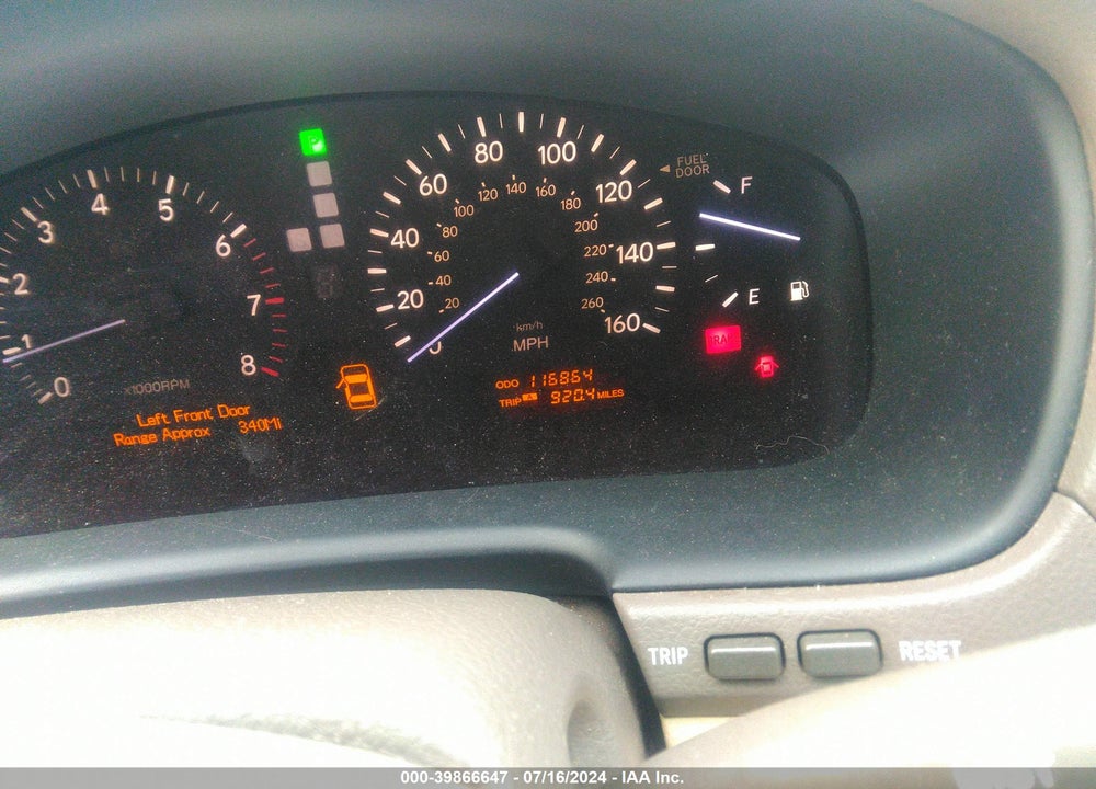 2004 LEXUS LS 430 VIN: JTHBN36F840129695