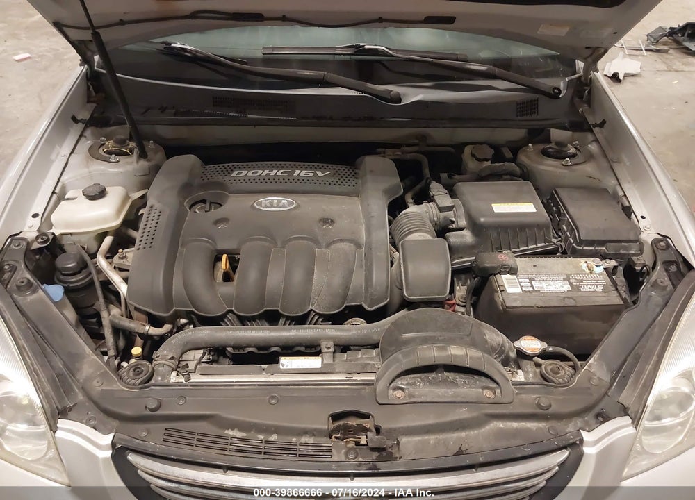 2008 KIA OPTIMA LX VIN: KNAGE123X85250113