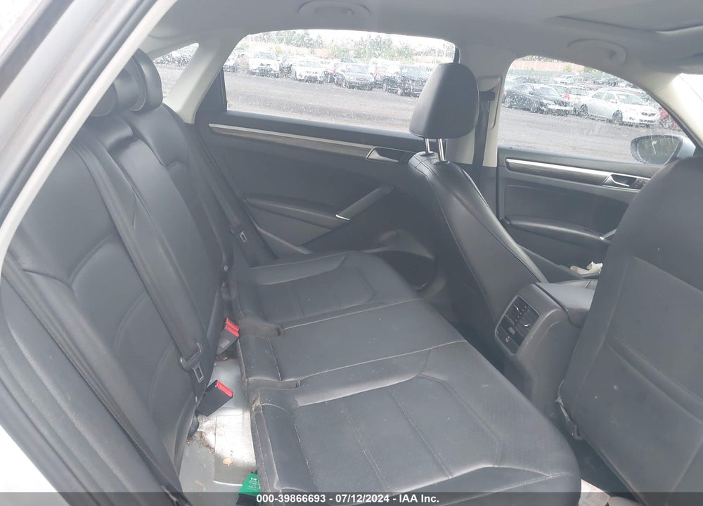 2016 VOLKSWAGEN PASSAT 1.8T SE VIN: 1VWBT7A35GC017142