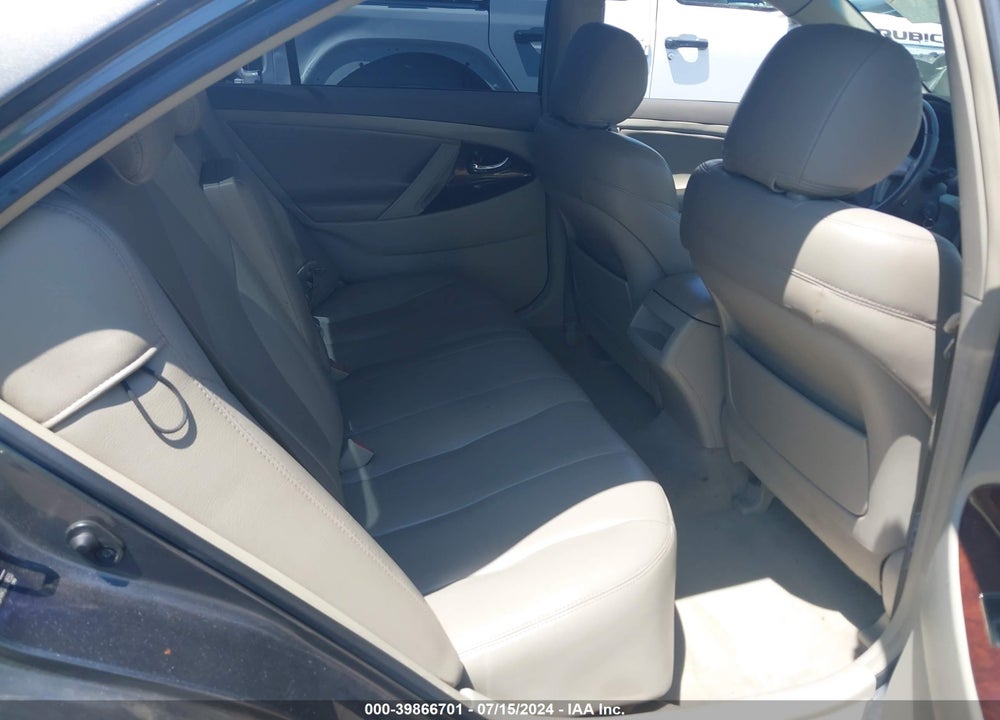 2007 TOYOTA CAMRY LE V6 VIN: JTNBK46K073024550