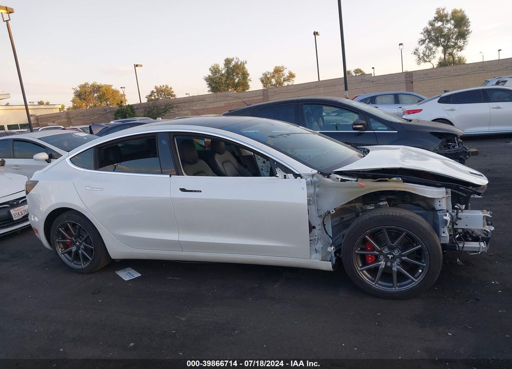 2020 TESLA MODEL 3 STANDARD RANGE PLUS REAR-WHEEL DRIVE/STANDARD RANGE REAR-WHEEL DRIVE VIN: 5YJ3E1EA7LF644915