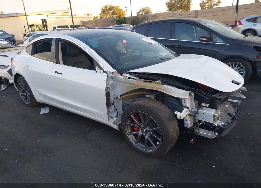 2020 TESLA MODEL 3 STANDARD RANGE PLUS REAR-WHEEL DRIVE/STANDARD RANGE REAR-WHEEL DRIVE VIN: 5YJ3E1EA7LF644915