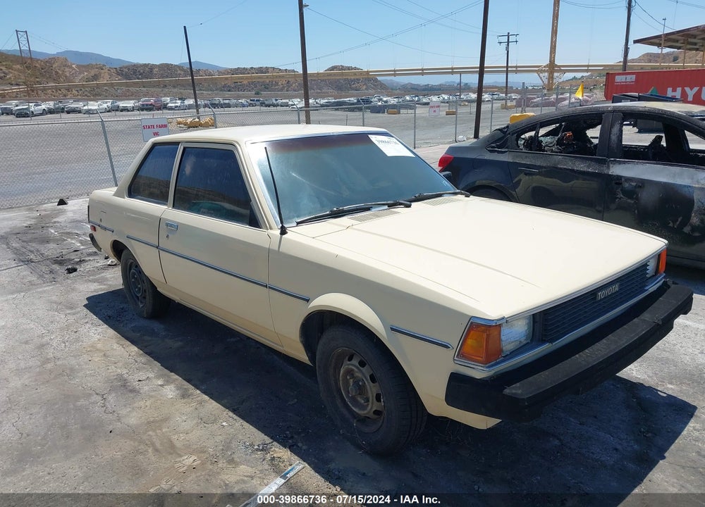 1983 TOYOTA COROLLA VIN: JT2AE71D8D2102018