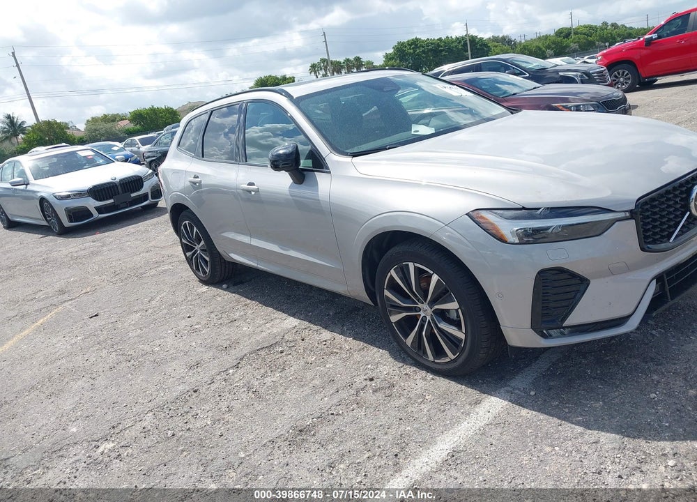 2023 VOLVO XC60 B5 ULTIMATE DARK THEME VIN: YV4L12RX8P1341234