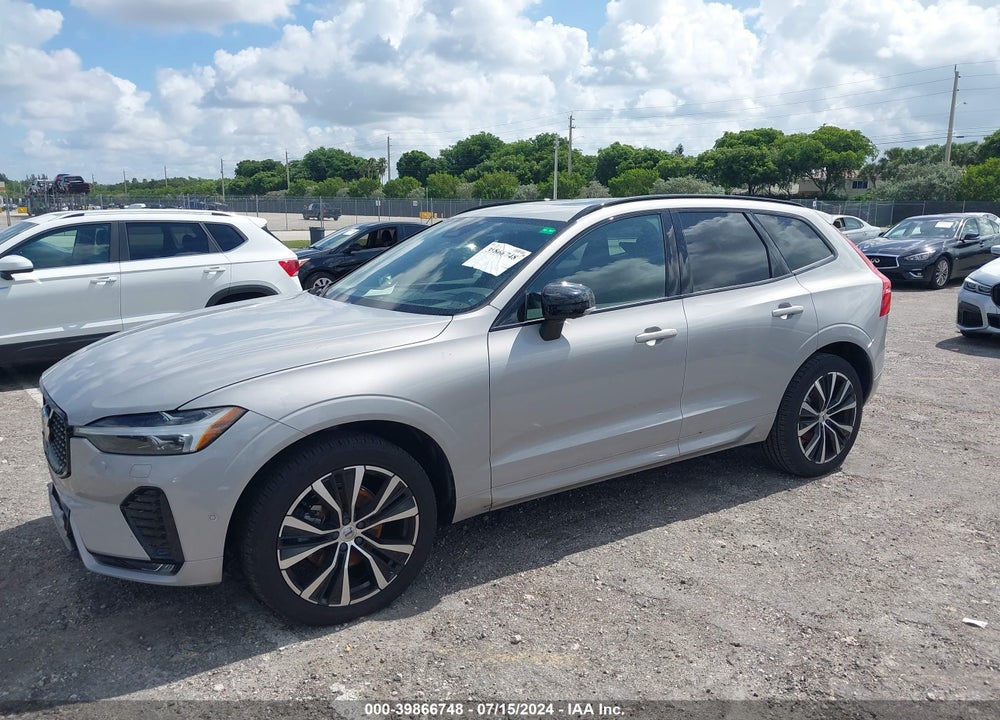 2023 VOLVO XC60 B5 ULTIMATE DARK THEME VIN: YV4L12RX8P1341234