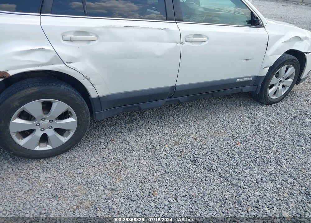 2010 SUBARU OUTBACK 2.5I PREMIUM VIN: 4S4BRCGC9A3333096