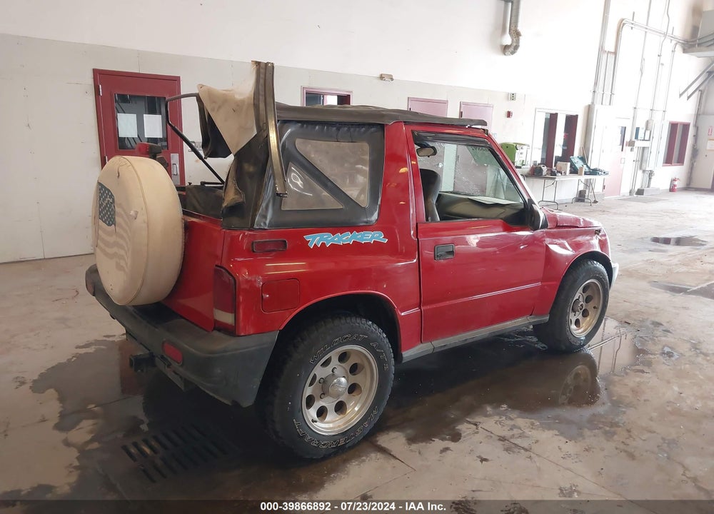 1996 GEO TRACKER VIN: 2CNBJ1864T6919883