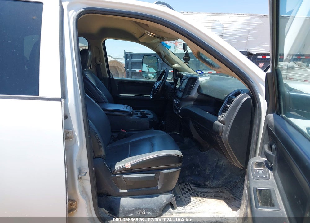 2019 RAM 3500 CHASSIS TRADESMAN/SLT/LAIE/LIMITED VIN: 3C7WRTCL2KG551149