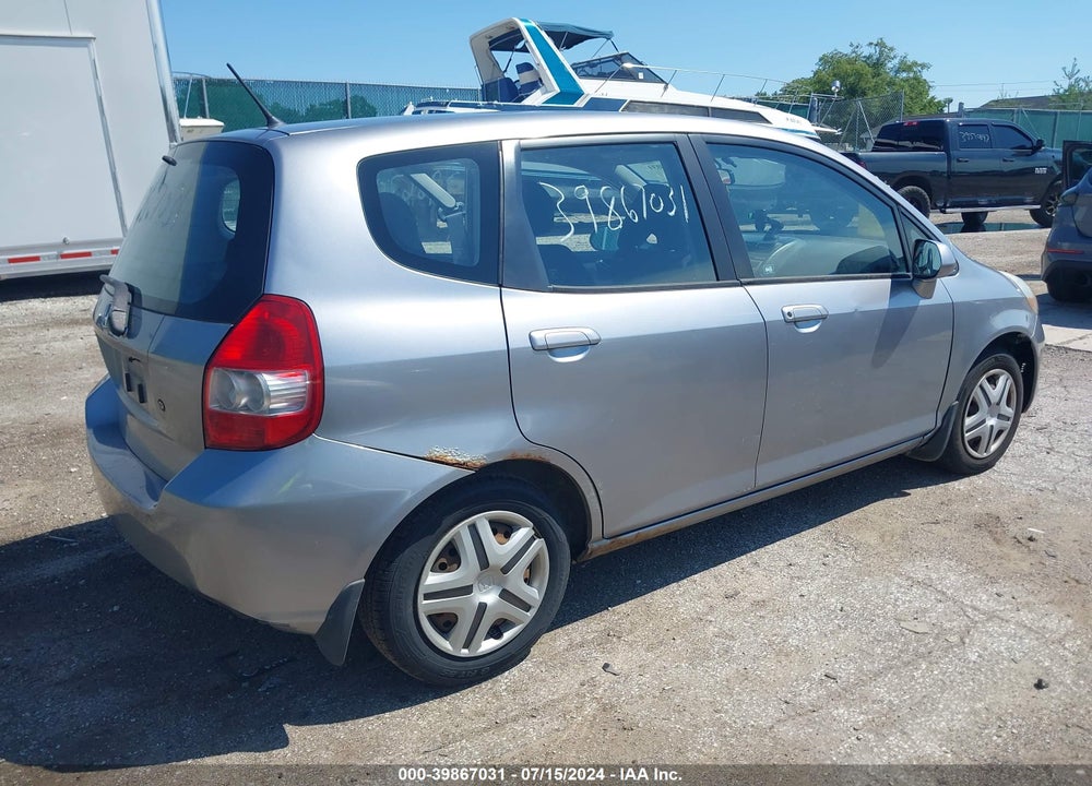 2008 HONDA FIT VIN: JHMGD38438S020267
