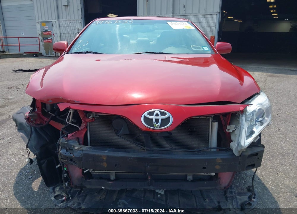 2011 TOYOTA CAMRY XLE VIN: 4T1BF3EK2BU701004