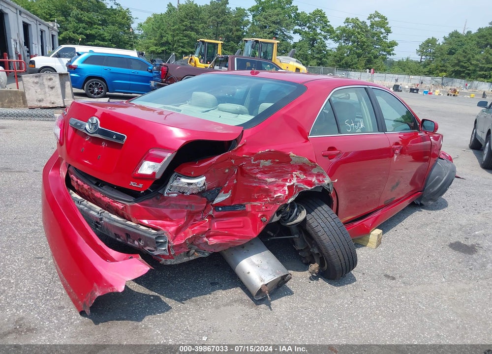 2011 TOYOTA CAMRY XLE VIN: 4T1BF3EK2BU701004