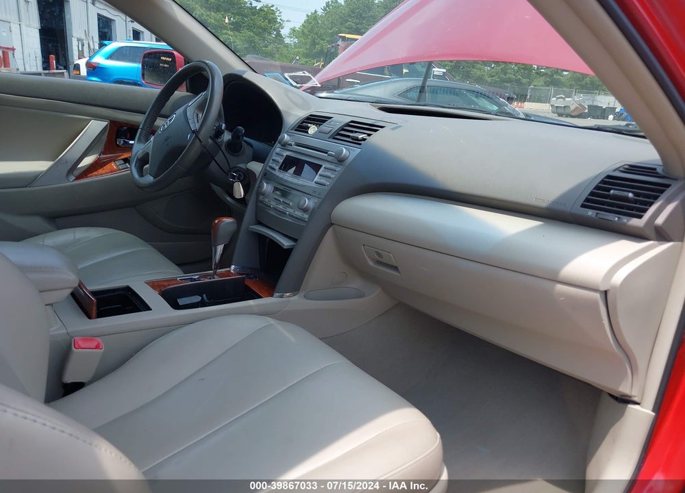 2011 TOYOTA CAMRY XLE VIN: 4T1BF3EK2BU701004