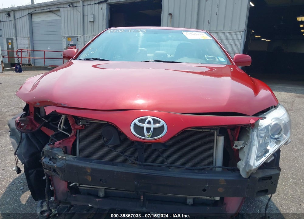 2011 TOYOTA CAMRY XLE VIN: 4T1BF3EK2BU701004