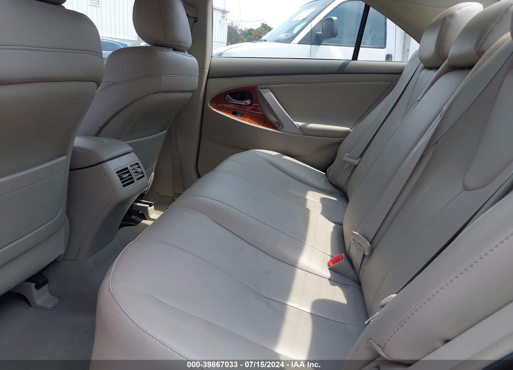 2011 TOYOTA CAMRY XLE VIN: 4T1BF3EK2BU701004