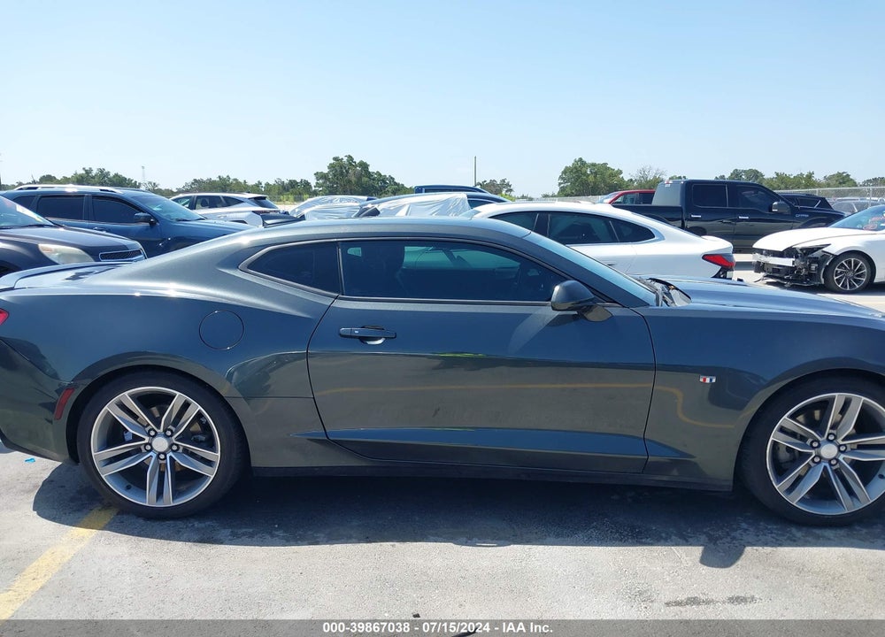 2018 CHEVROLET CAMARO 2LT VIN: 1G1FD1RS7J0189748