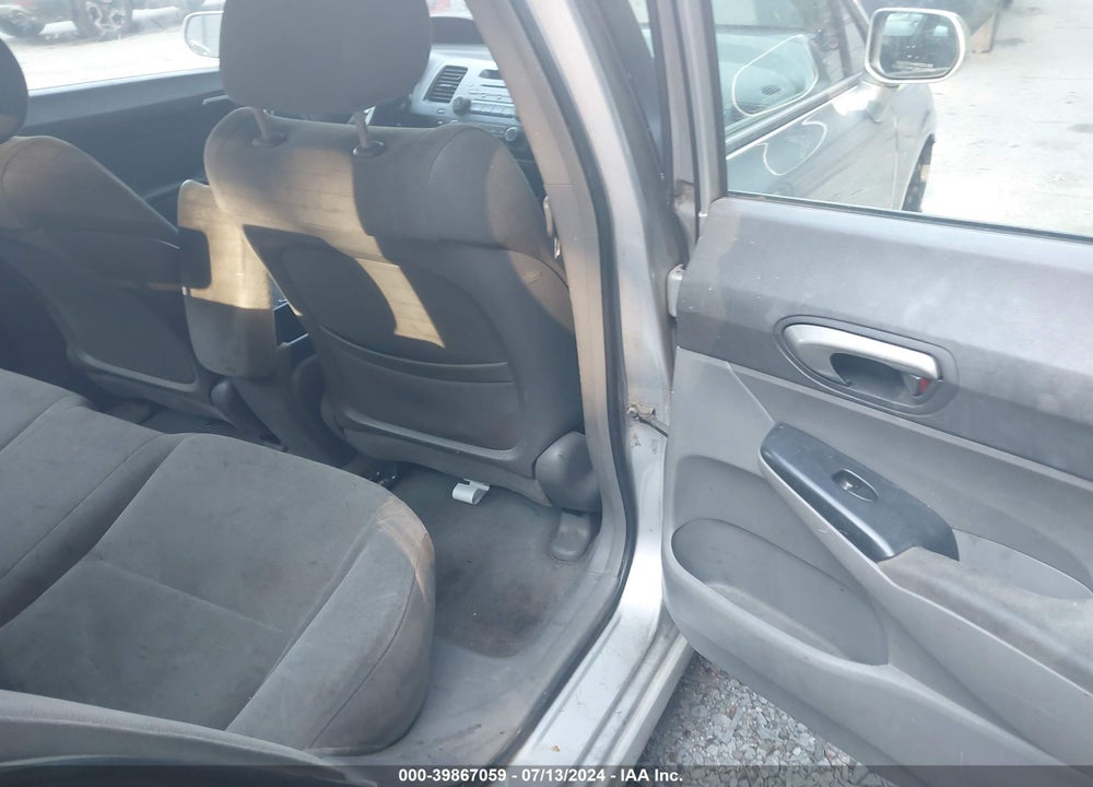2006 HONDA CIVIC LX VIN: 1HGFA16506L105100
