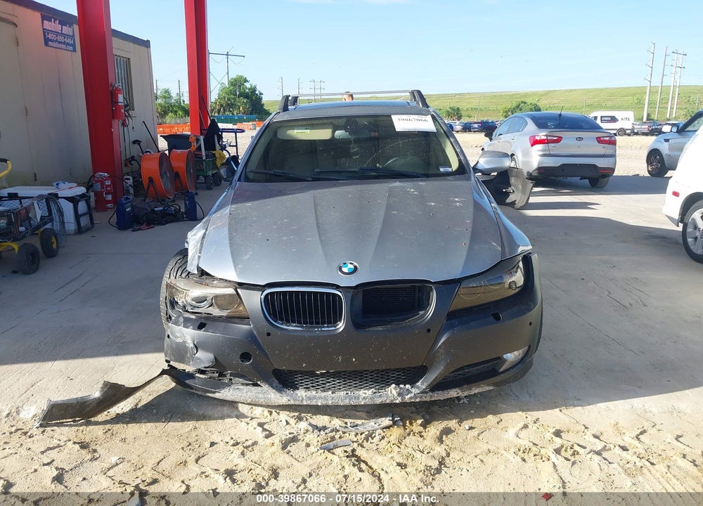 2010 BMW 328I VIN: WBAPH7G50ANM51108