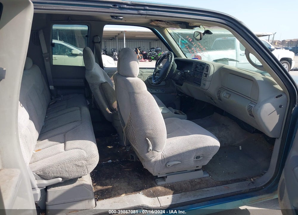 1997 CHEVROLET C1500 FLEETSIDE VIN: 2GCEC19R6V1223188