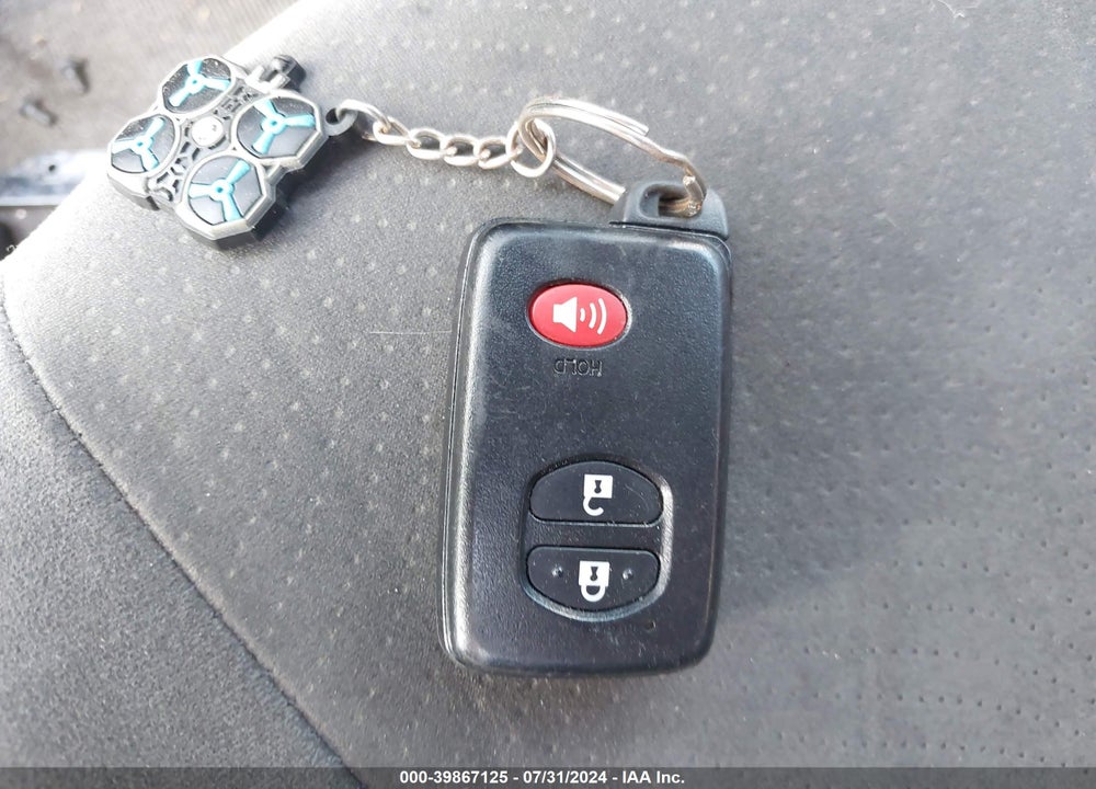 2015 TOYOTA PRIUS TWO VIN: JTDKN3DU1F0452458