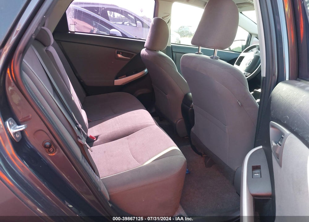 2015 TOYOTA PRIUS TWO VIN: JTDKN3DU1F0452458