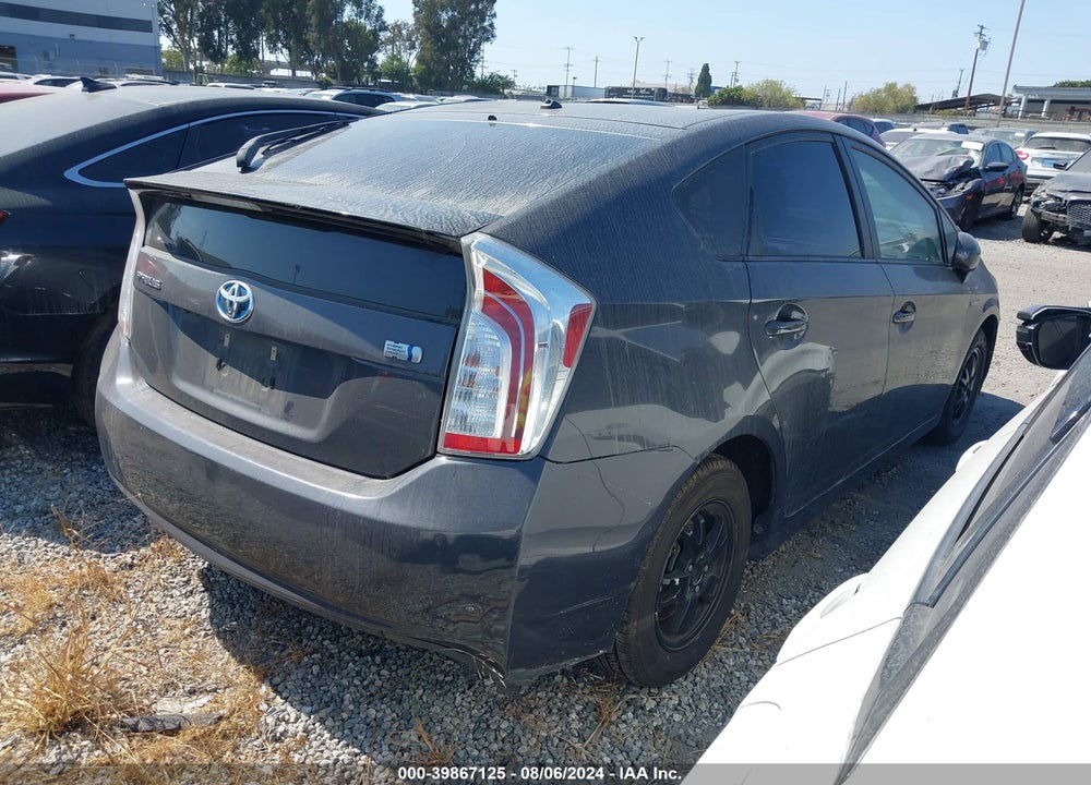 2015 TOYOTA PRIUS TWO VIN: JTDKN3DU1F0452458