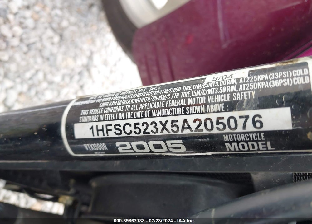 2005 HONDA VTX1300 R VIN: 1HFSC523X5A205076