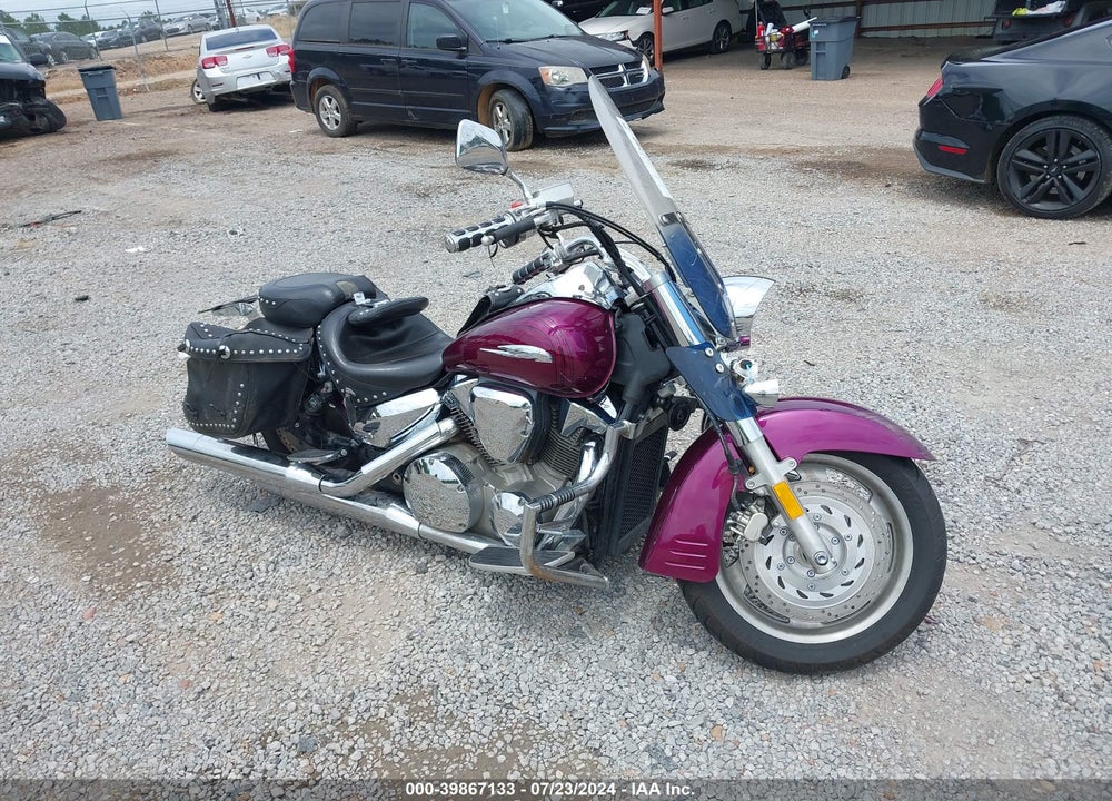 2005 HONDA VTX1300 R VIN: 1HFSC523X5A205076