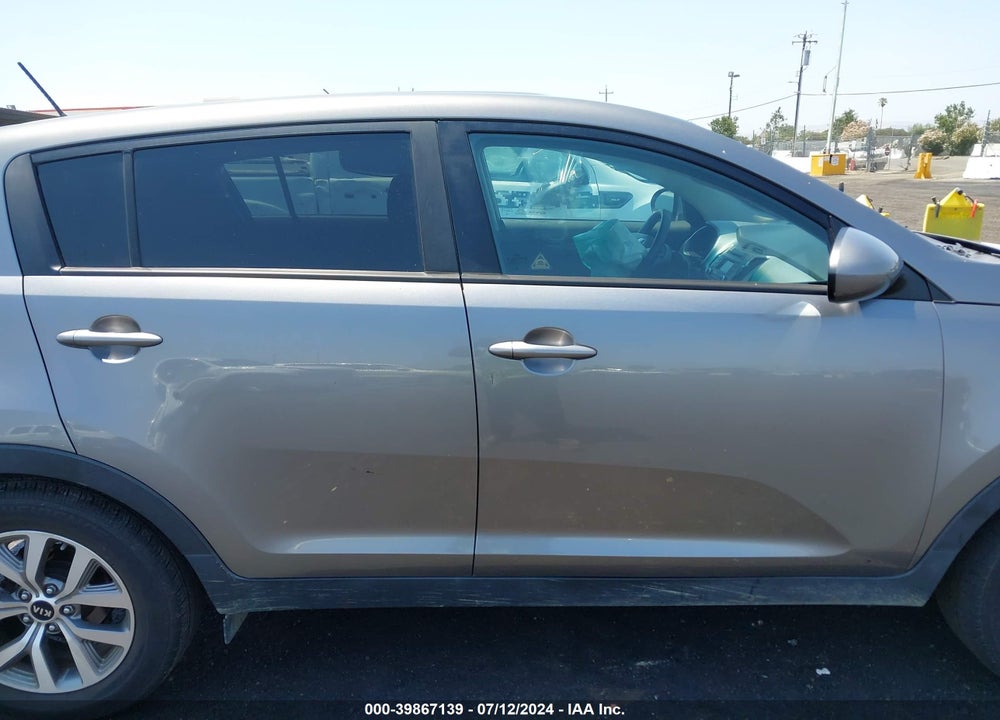 2016 KIA SPORTAGE LX VIN: KNDPB3AC7G7880716