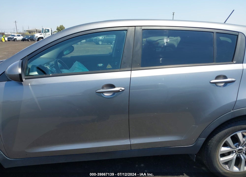 2016 KIA SPORTAGE LX VIN: KNDPB3AC7G7880716