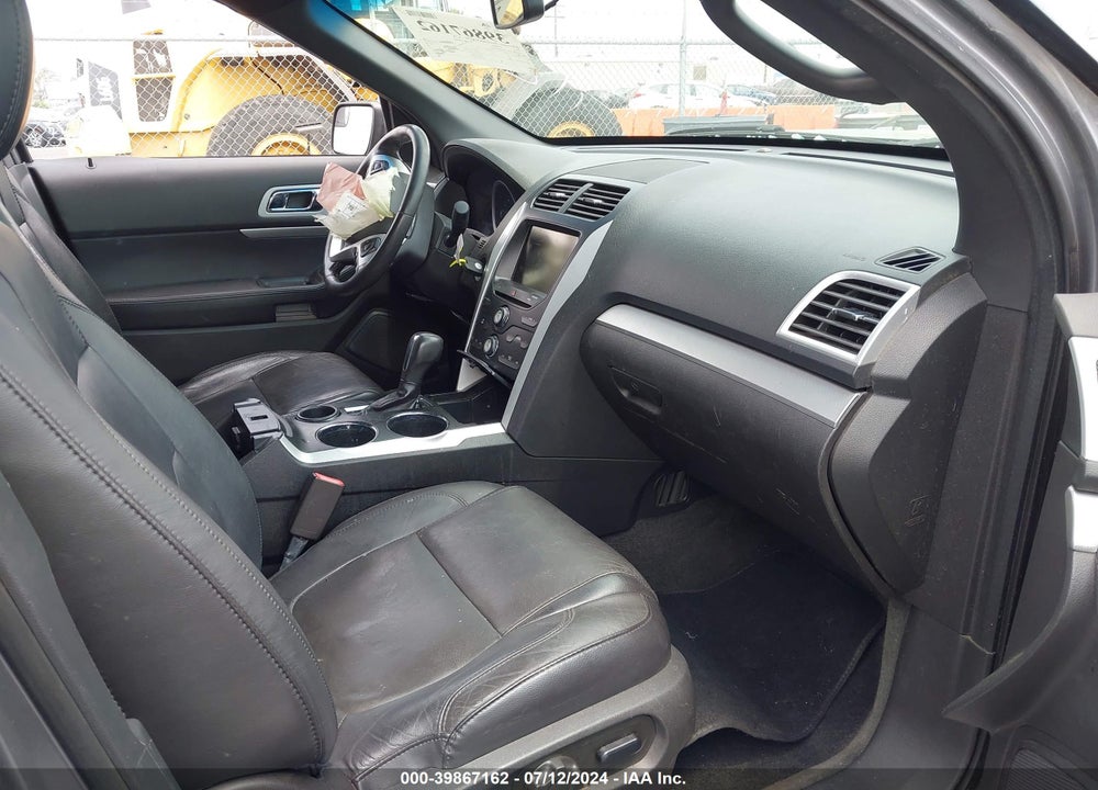 2014 FORD EXPLORER XLT VIN: 1FM5K7D86EGB19092
