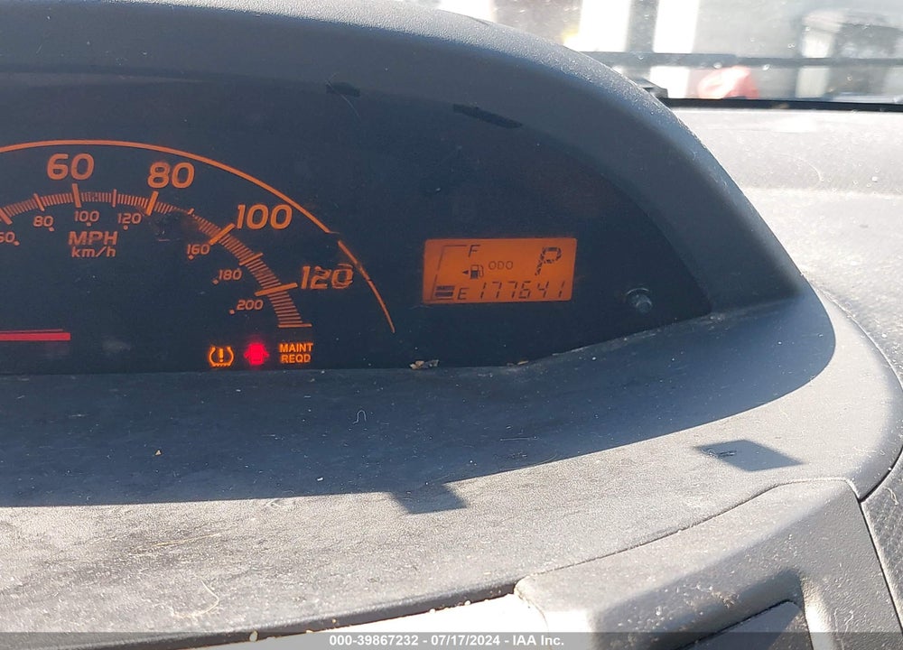 2010 TOYOTA YARIS VIN: JTDKT4K36A5320443