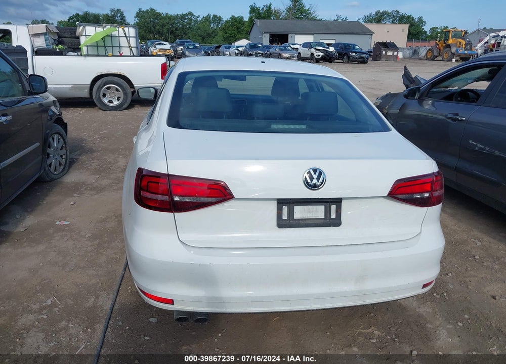 2018 VOLKSWAGEN JETTA 1.4T SE/1.4T WOLFSBURG EDITION VIN: 3VWDB7AJ5JM245383