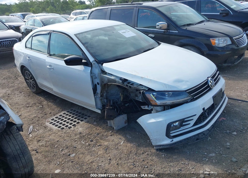 2018 VOLKSWAGEN JETTA 1.4T SE/1.4T WOLFSBURG EDITION VIN: 3VWDB7AJ5JM245383
