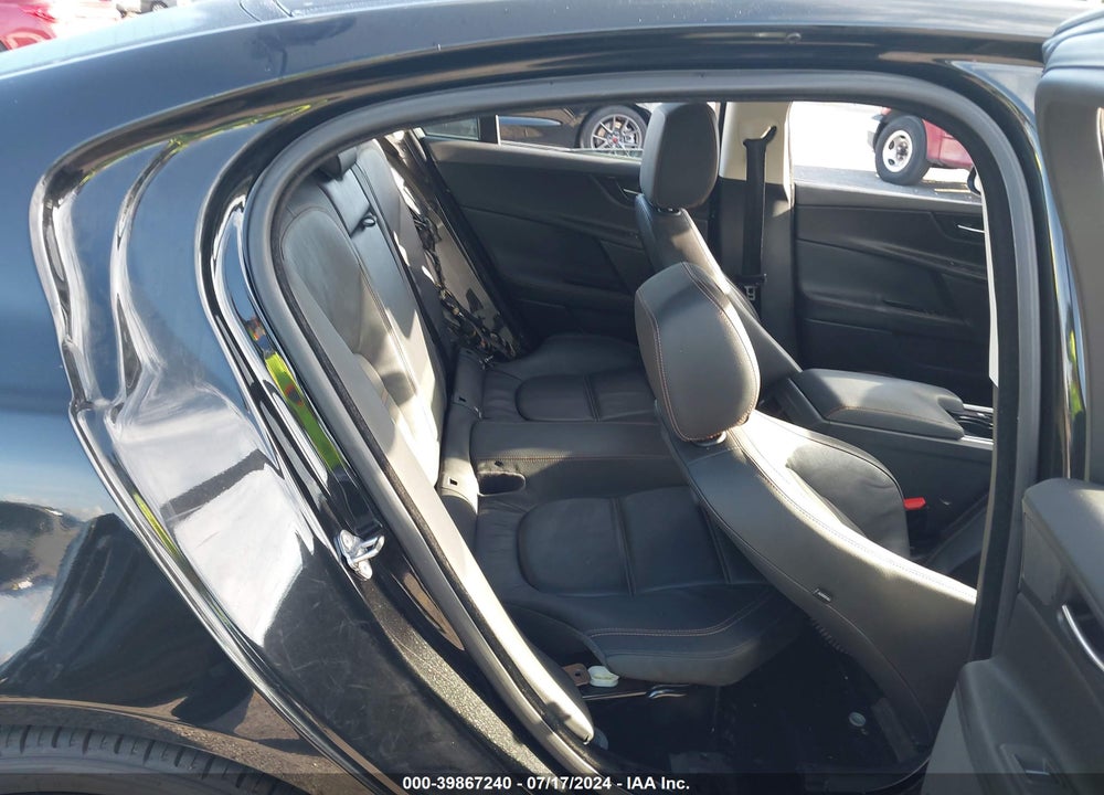 2017 JAGUAR XE 25T PRESTIGE VIN: SAJAE4BG4HA945547
