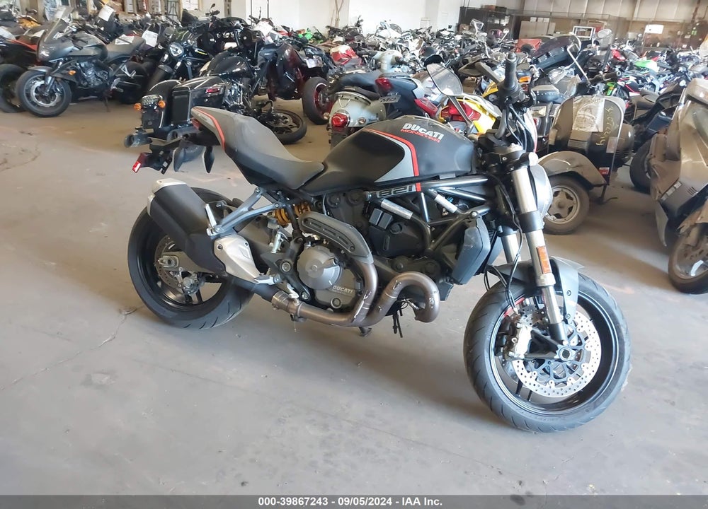 2020 DUCATI MONSTER 821 VIN: ZDMMACLS9LB008026