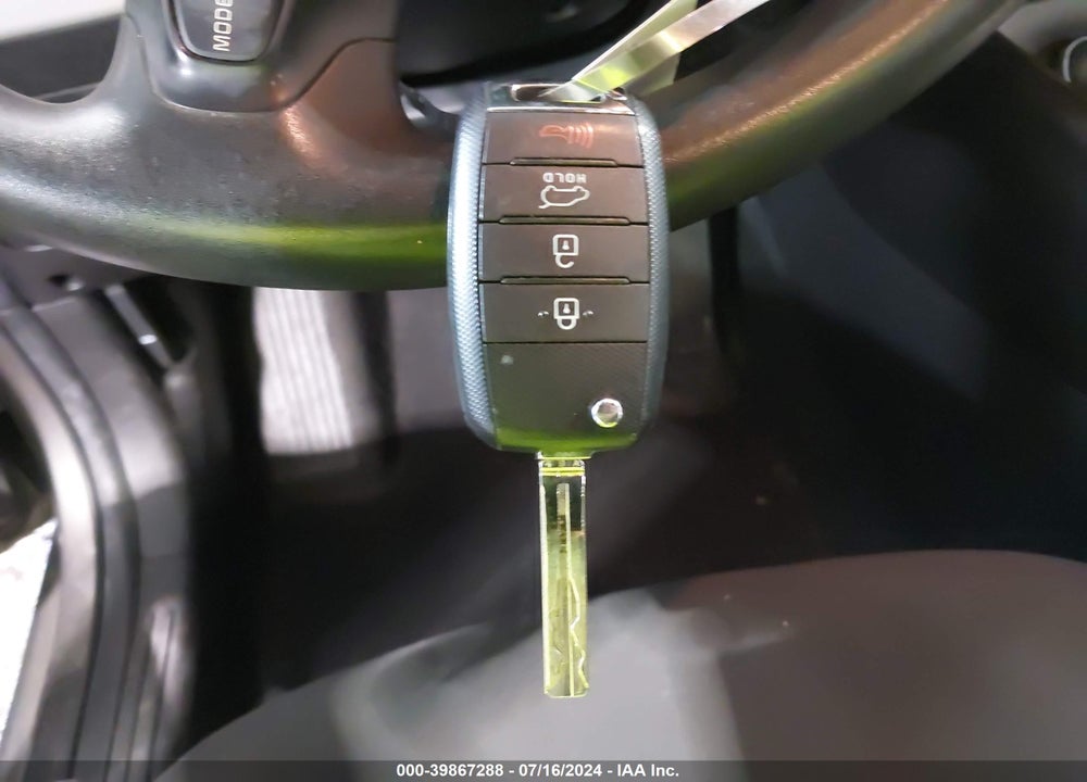 2018 KIA SOUL VIN: KNDJN2A25J7610311