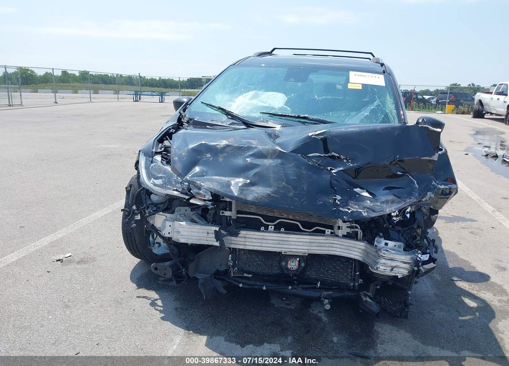 2019 CHRYSLER PACIFICA TOURING L VIN: 2C4RC1BG9KR655197
