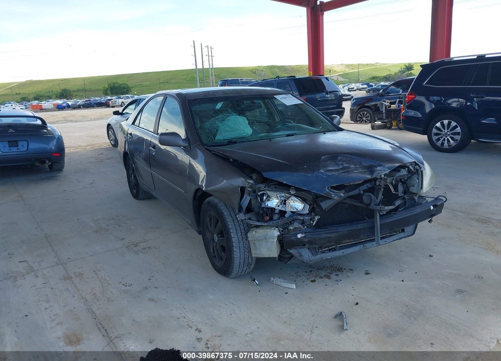 2002 TOYOTA CAMRY XLE V6 VIN: 4T1BF30K22U526504