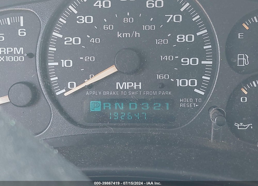 2002 CHEVROLET SUBURBAN 1500 Z71 VIN: 3GNFK16Z02G266673