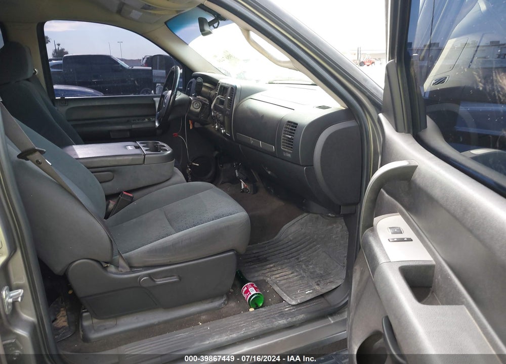 2008 GMC SIERRA 2500HD SLE1 VIN: 1GTHK23618F151236