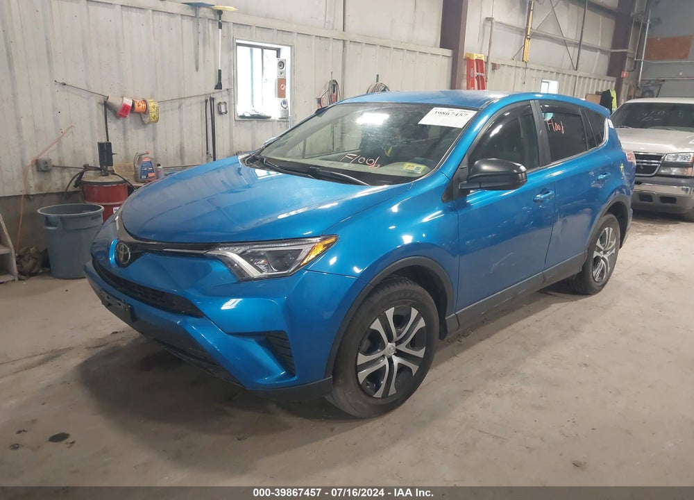 2018 TOYOTA RAV4 LE VIN: JTMBFREV0JJ176221